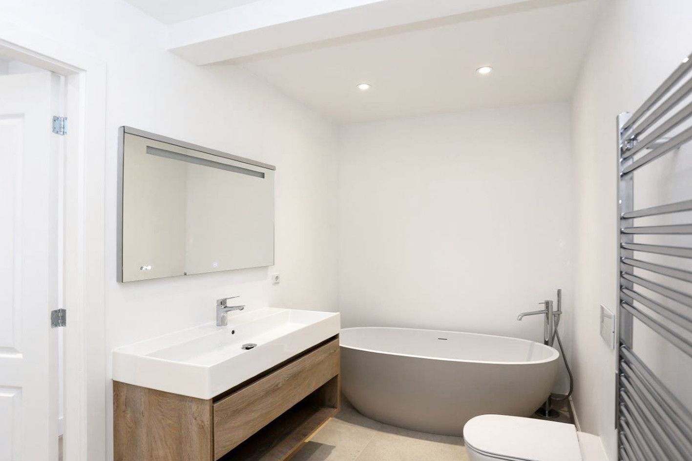 Foto 6 van Larensestraat 82