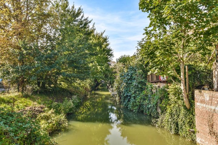 Foto 26 van Frederik Hendrikstraat 131