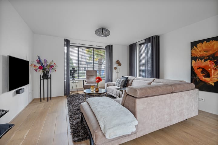 Foto 9 van Smoutstraat 4