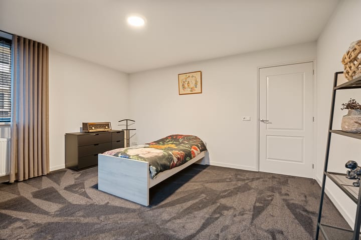 Foto 34 van Smoutstraat 4