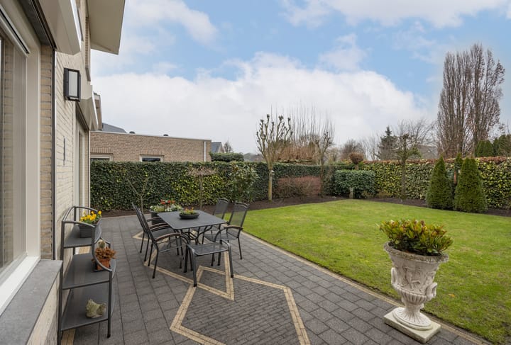 Foto 42 van Smoutstraat 4