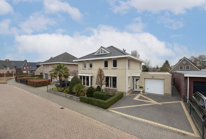 Foto 46 van Smoutstraat 4