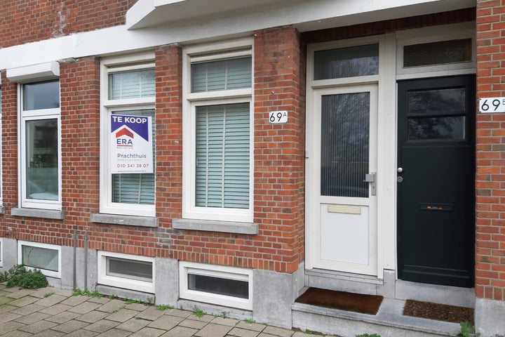 Bekijk foto 1 van Burgemeester Bosstraat 69-A