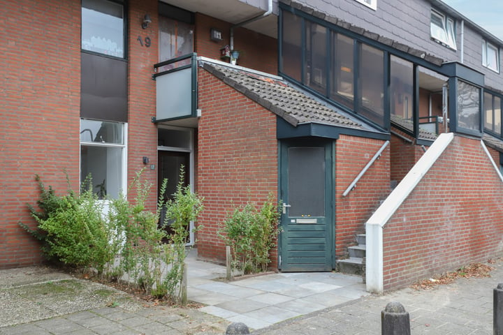 Bekijk foto 35 van Zwaluwstraat 17