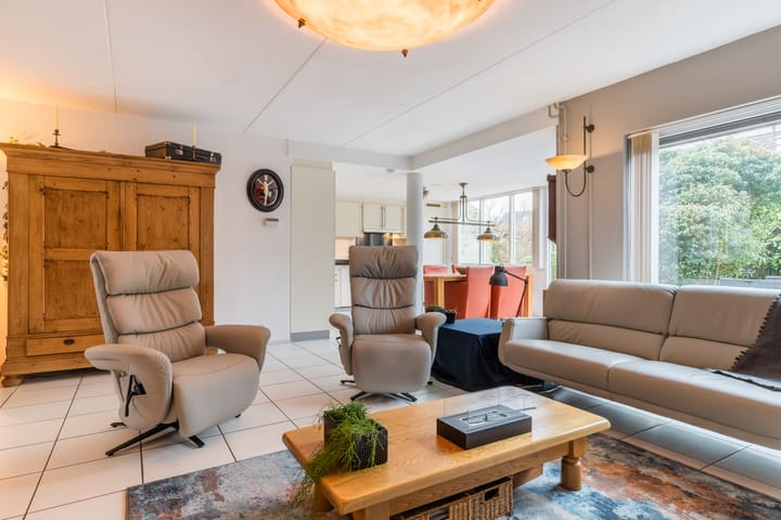 Photo 13 of Andries van Altenalaan 54