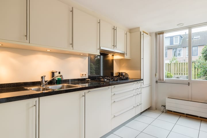 Photo 15 of Andries van Altenalaan 54