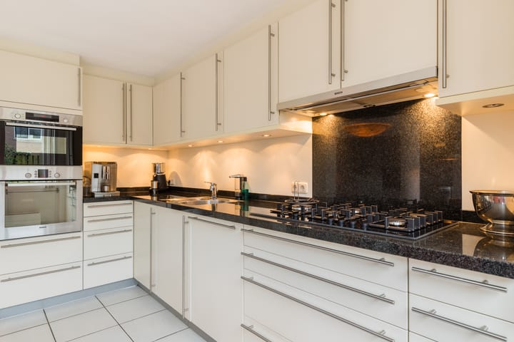 Photo 16 of Andries van Altenalaan 54