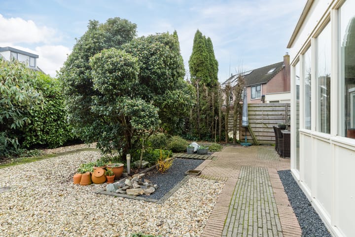 Photo 32 of Andries van Altenalaan 54