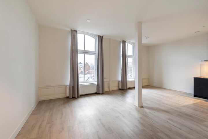 Photo 2 of Hoogstraat 30-D