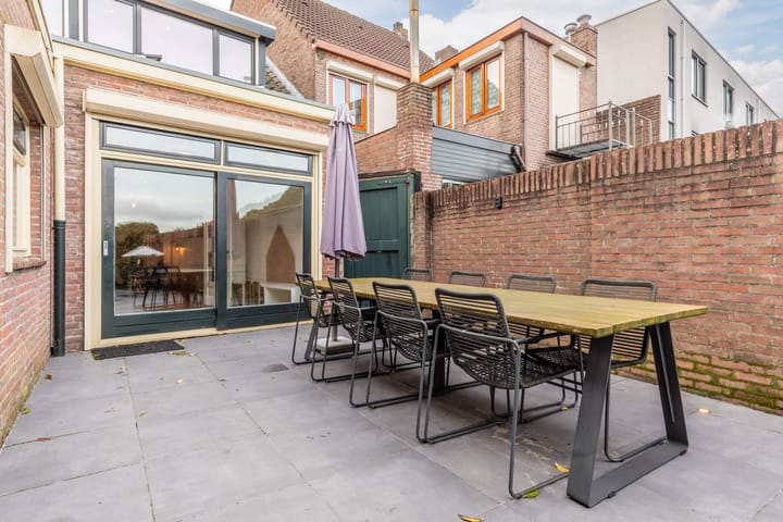 Foto 32 van Hasseltstraat 226