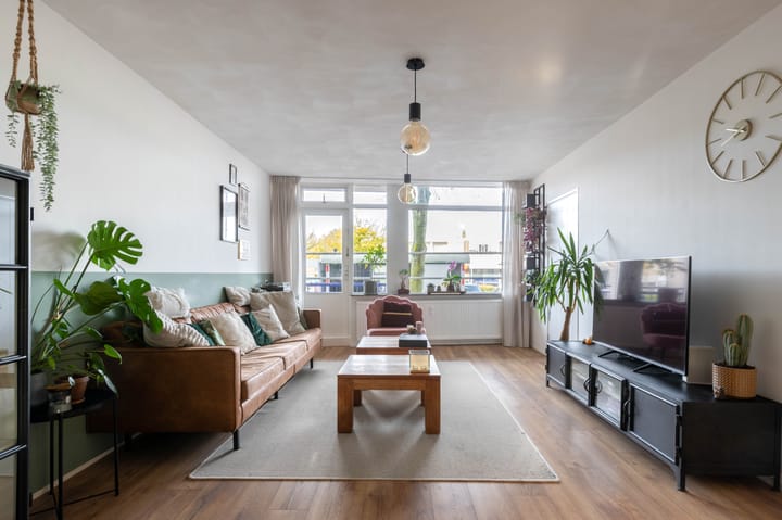 Foto 2 van Admiraal de Ruyterlaan 67