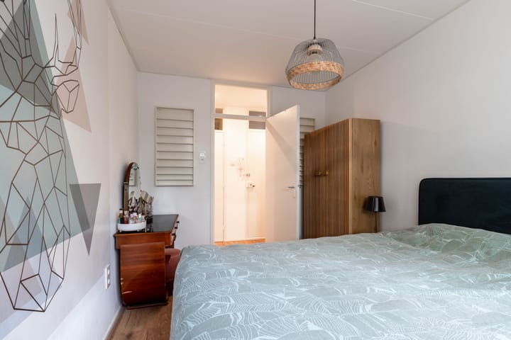 Foto 20 van Admiraal de Ruyterlaan 67