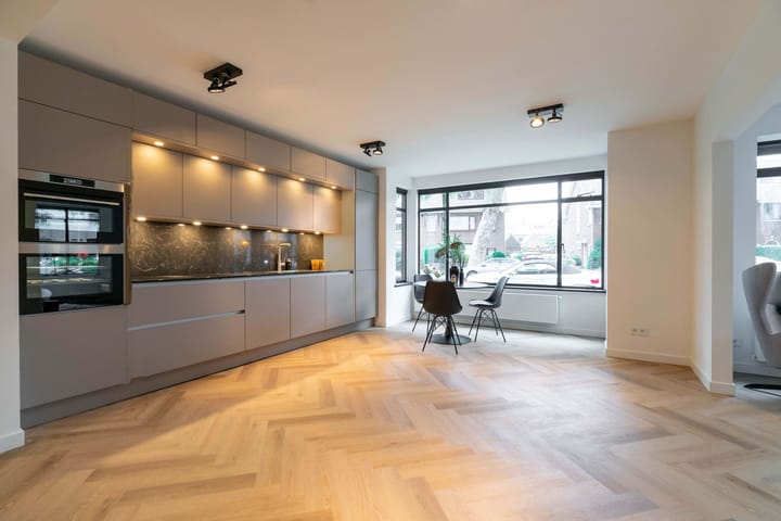 Foto 18 van Koningin Julianaplein 9