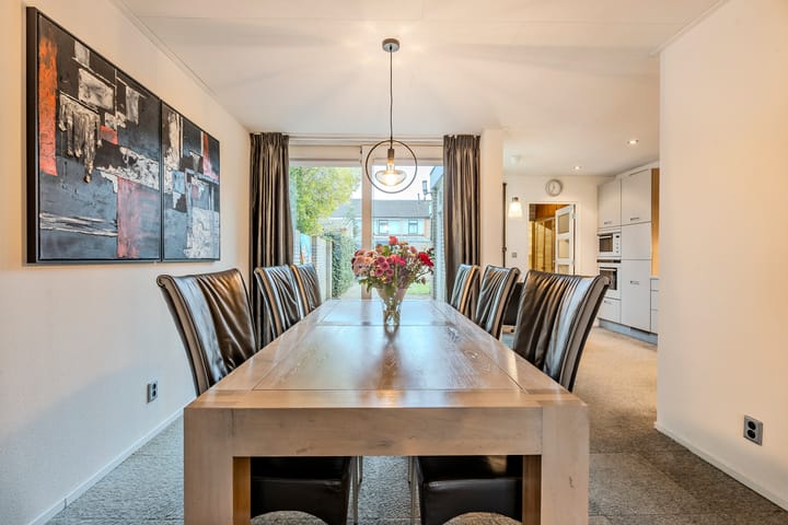 Foto 13 van Planetenstraat 10