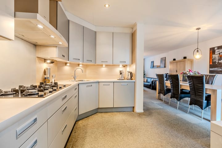 Foto 16 van Planetenstraat 10