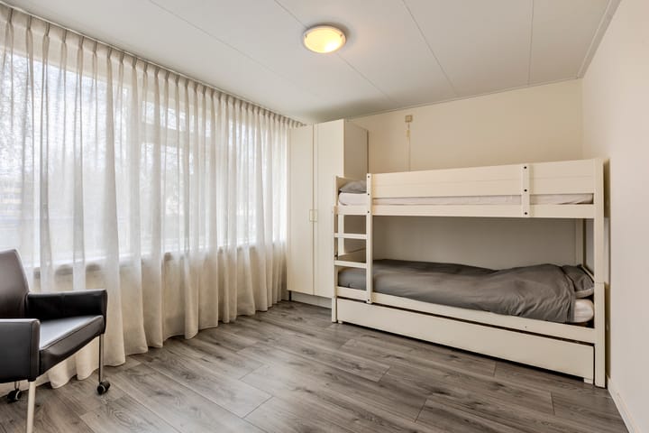 Foto 33 van Planetenstraat 10