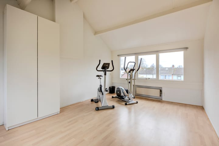 Foto 42 van Planetenstraat 10