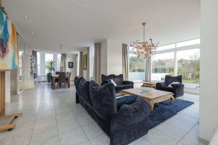 Foto 11 van Erasmusweg 1