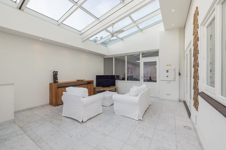 Foto 15 van Erasmusweg 1