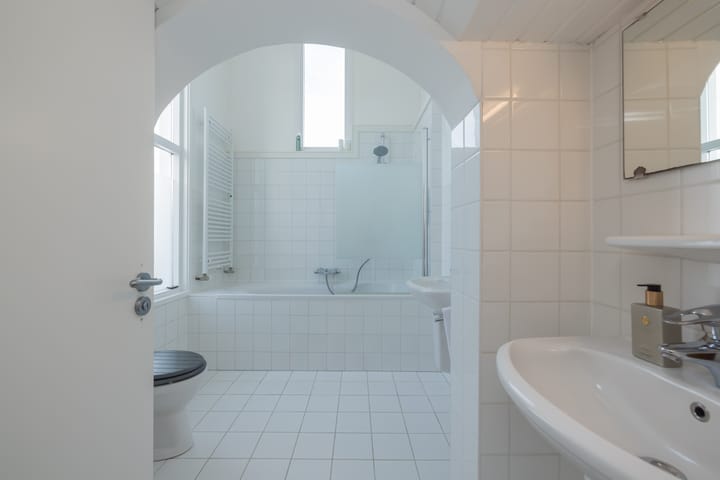 Foto 32 van Erasmusweg 1