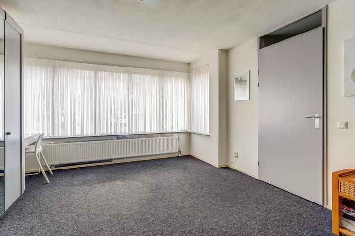 Foto 2 van Molenbochtplein 24-B