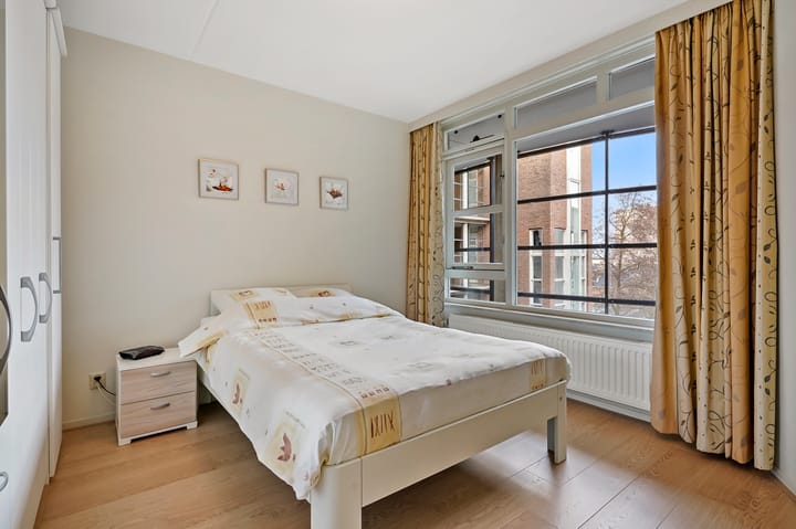 Foto 16 van Buizerdlaan 263