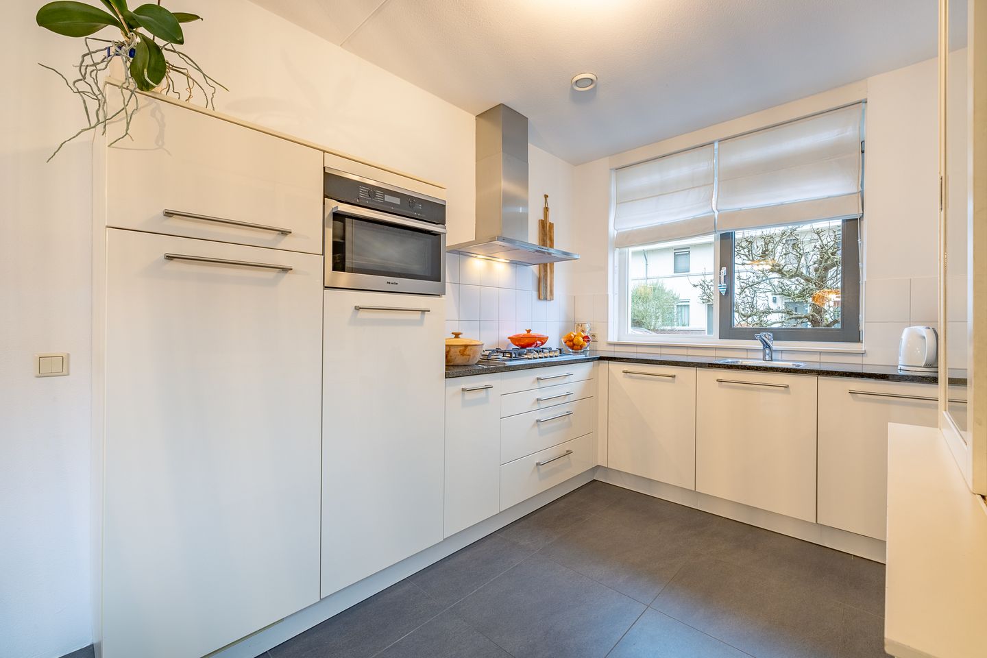 Photo 19 of Elmore Jamesstraat 10