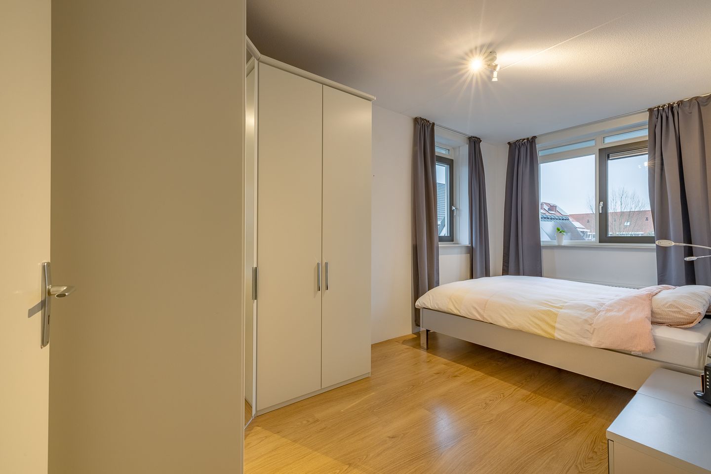 Photo 25 of Elmore Jamesstraat 10