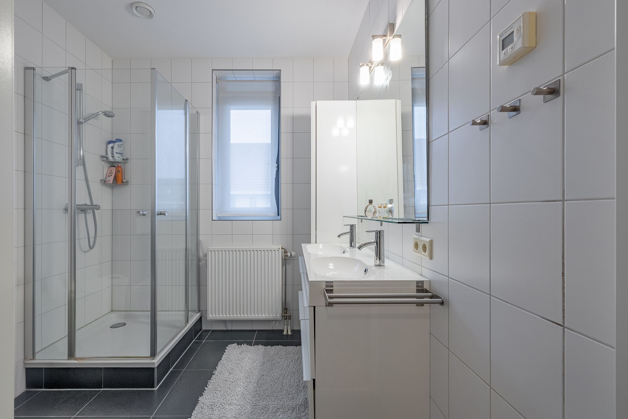 Photo 33 of Elmore Jamesstraat 10