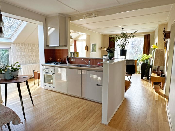 Foto 4 van Paasbergstraat 1