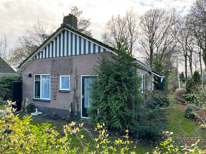 Foto 17 van Paasbergstraat 1