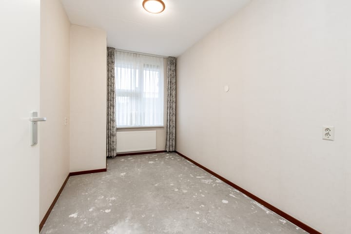 Foto 16 van Irenestraat 7