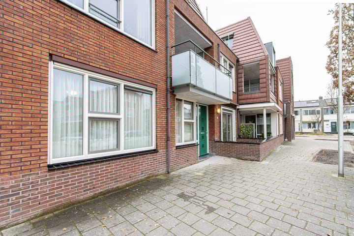 Foto 28 van Irenestraat 7