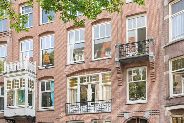 View photo 67 of Nicolaas Maesstraat 101-2