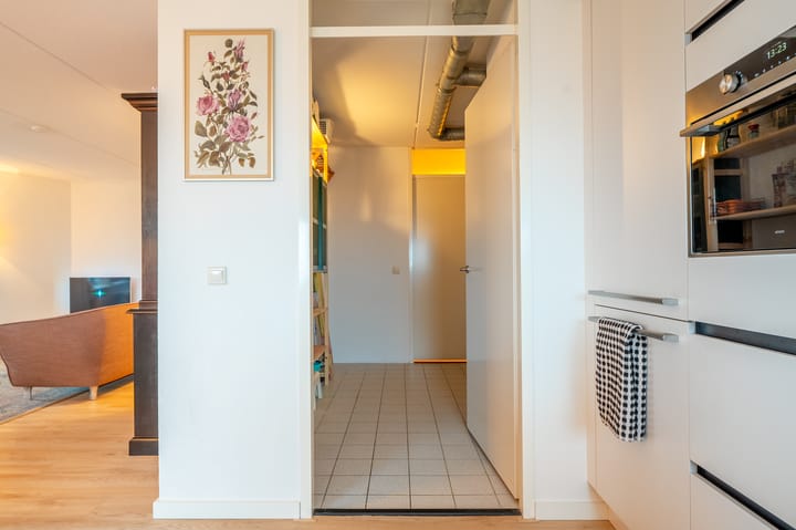 Foto 21 van Emmasingel 45