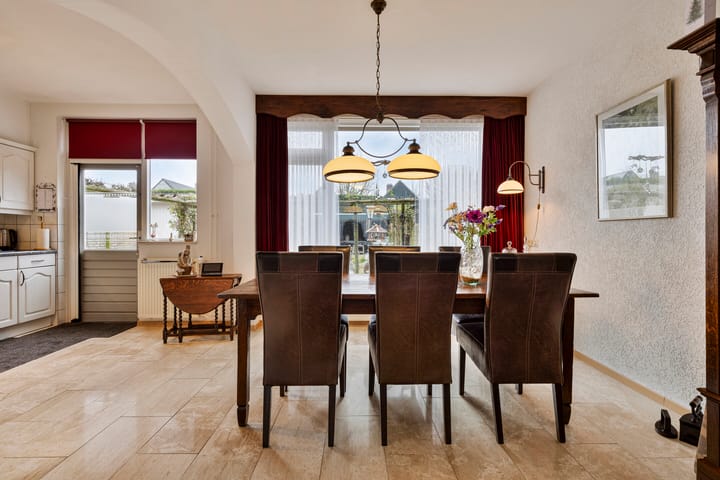 Photo 11 of Verlengde Raagtenstraat 19