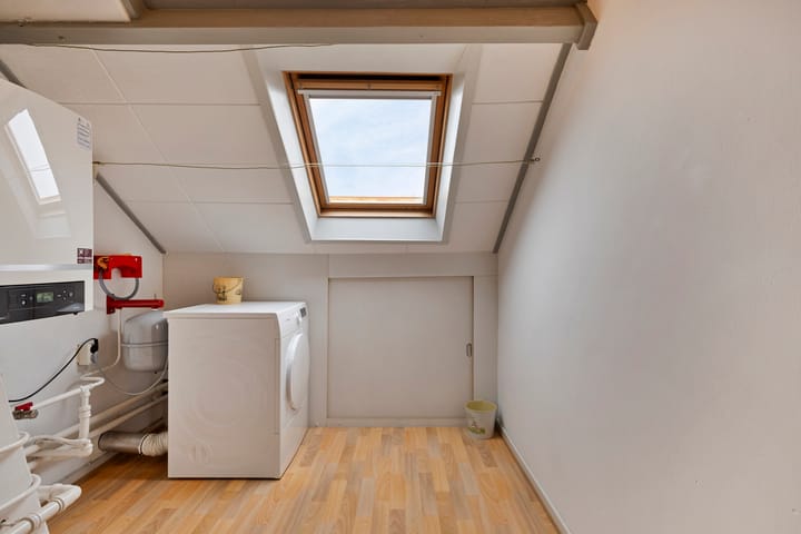 Photo 24 of Verlengde Raagtenstraat 19