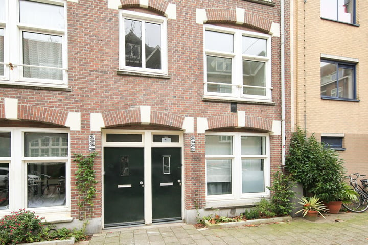 View photo 2 of Houtrijkstraat 202