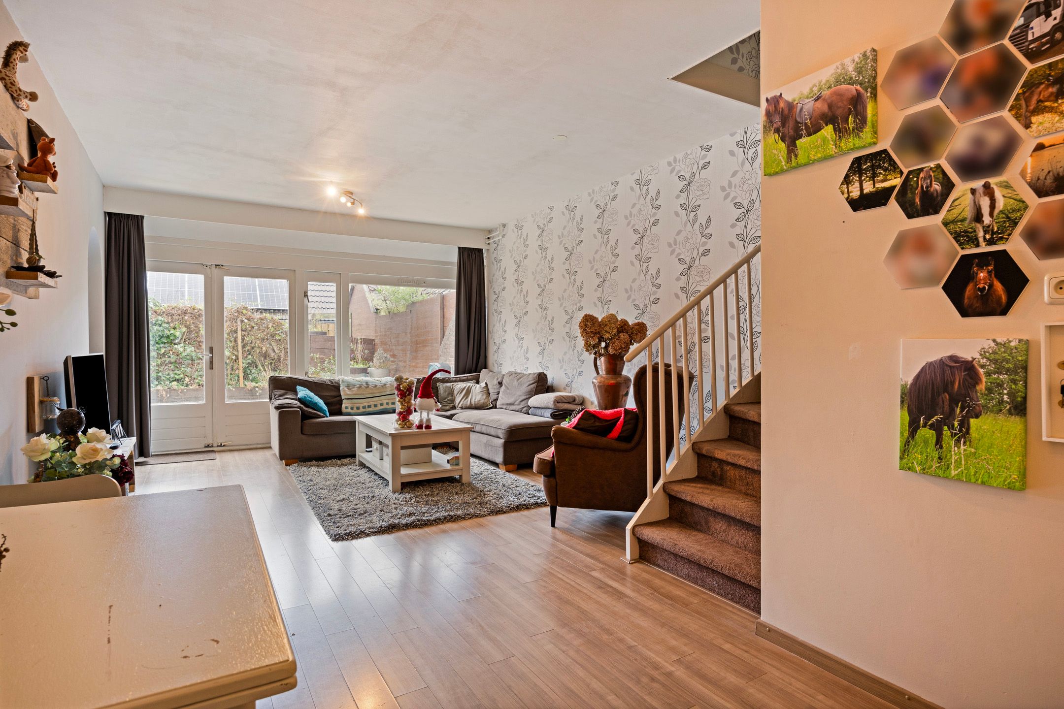 Photo 3 of Hooischelf 5