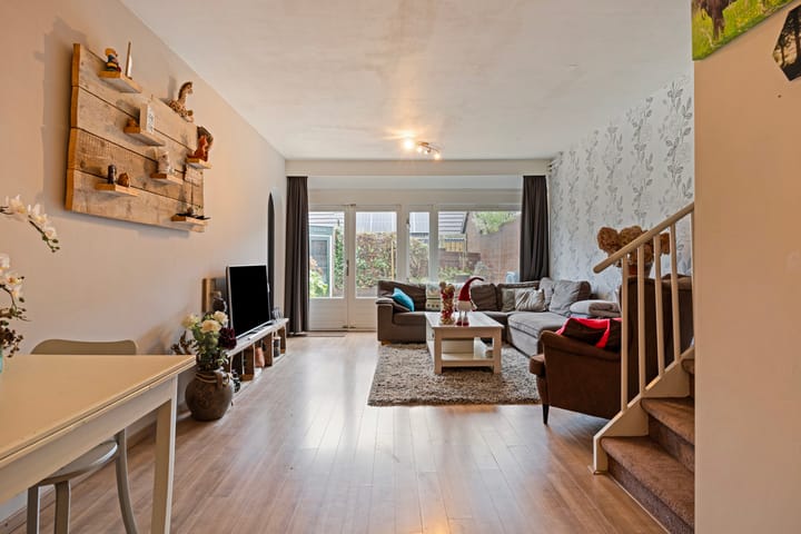 Foto 11 van Hooischelf 5