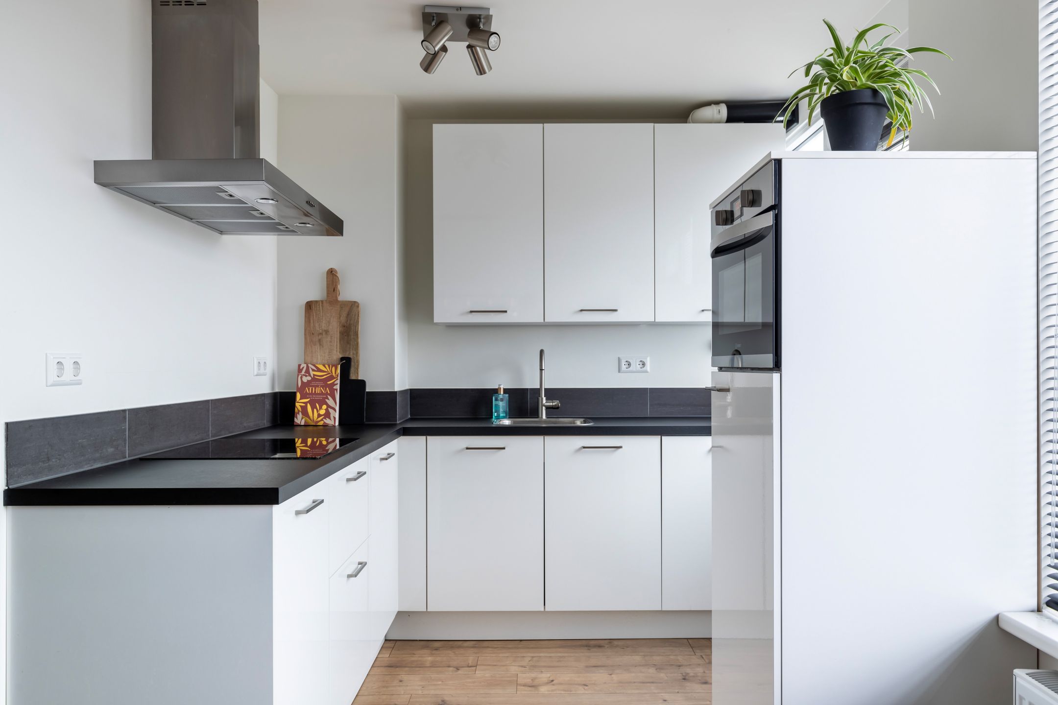 Foto 12 van Michiel Adriaanszoon de Ruyterstraat 26