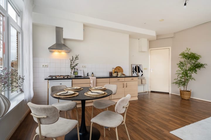 Foto 11 van Julianaweg 204