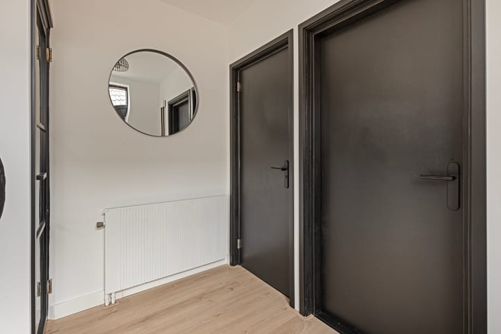 Foto 6 van Fabrieksstraat 8