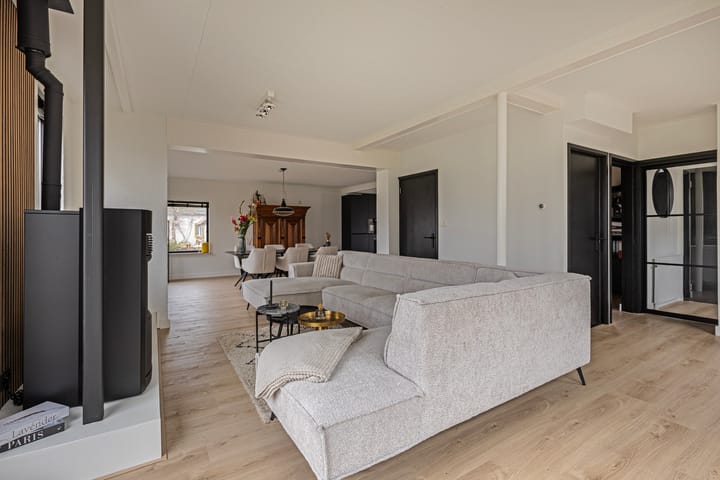 Foto 9 van Fabrieksstraat 8