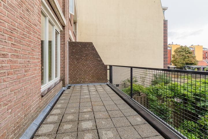 Foto 25 van Raadhuisstraat 203