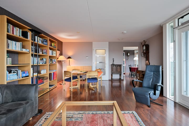 Foto 6 van Stationsplein 37