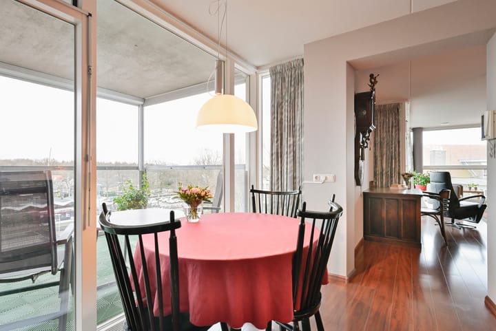 Foto 10 van Stationsplein 37