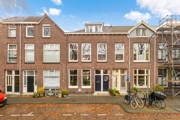 Bekijk foto 2 van Riouwstraat 43