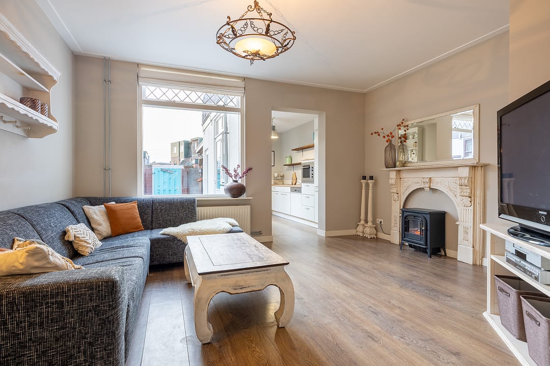 Foto 2 van Van Linschotenstraat 6