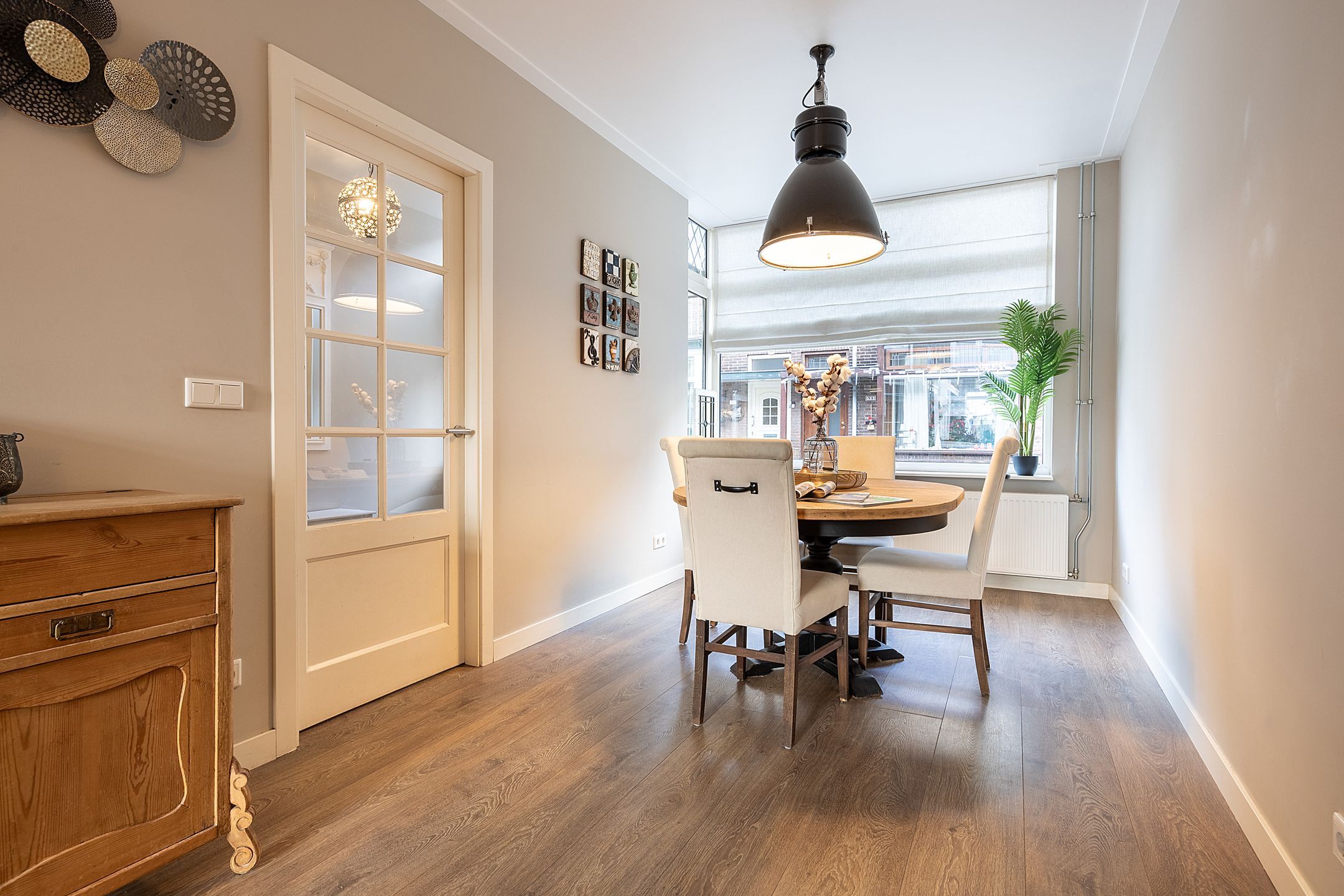 Foto 3 van Van Linschotenstraat 6